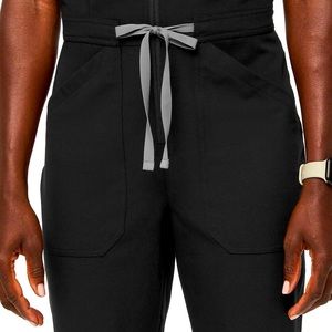 FIGS CATARINA SCRUB JUMPSUIT. XXS